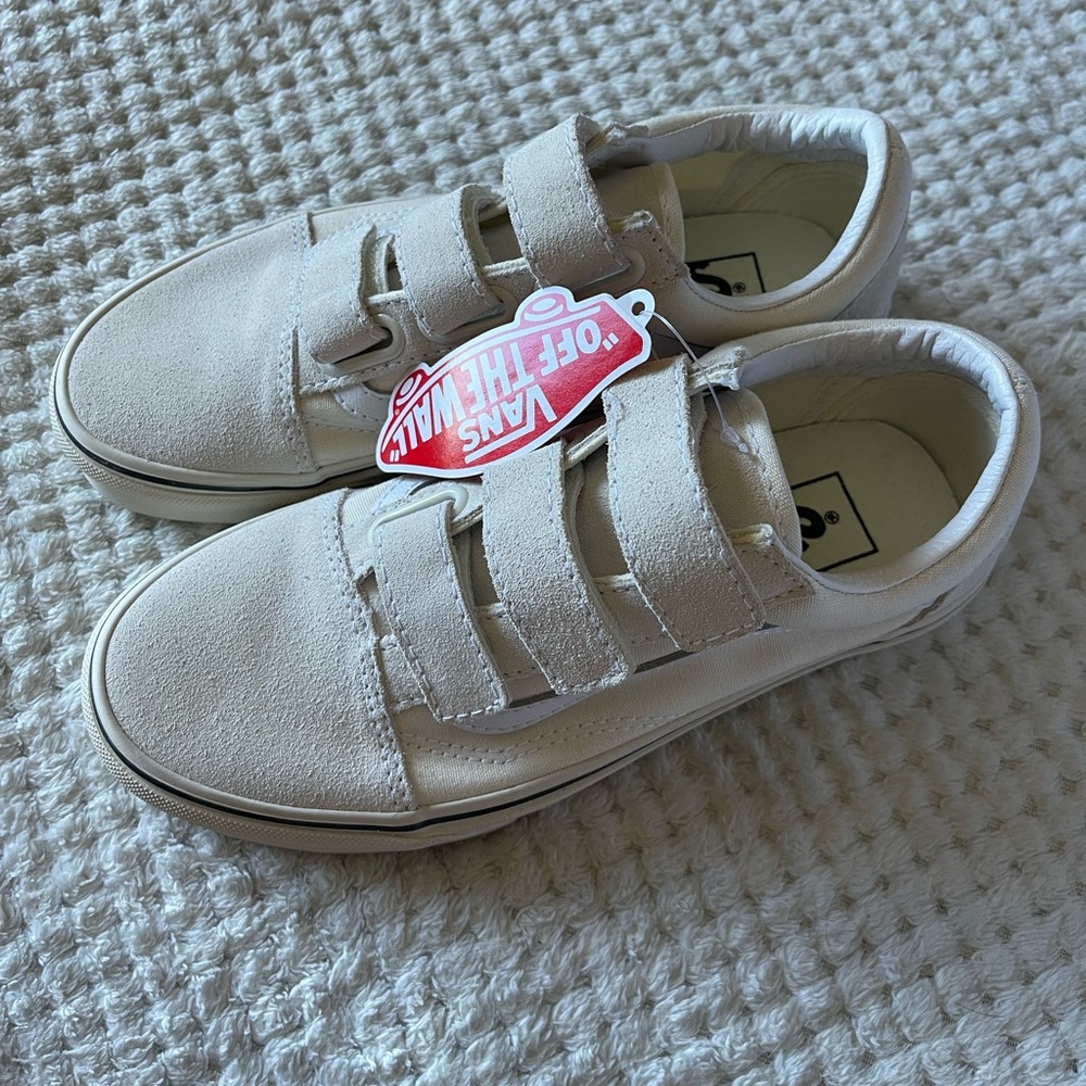 NWT Cream velcro vans